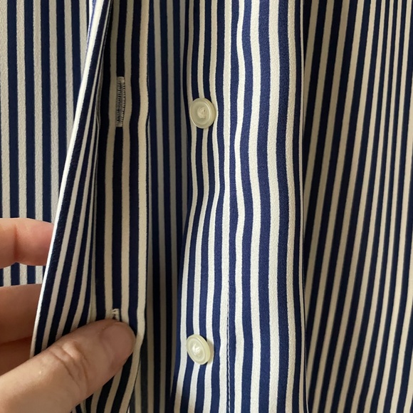 LOFT Medium Blouse - Picture 4 of 5